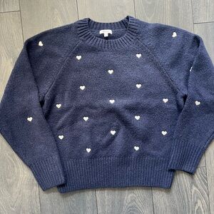 Women’s Navy Heart Pattern Crewneck Sweater